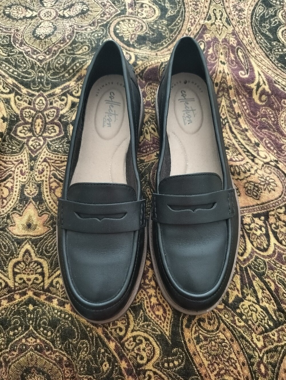 Clarks Collection Women's 8 Raisie Eletta Black Leather Penny Loafers